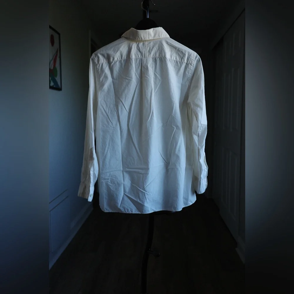 Elegant White Button Down Shirt for Women - Picture 2 of 3